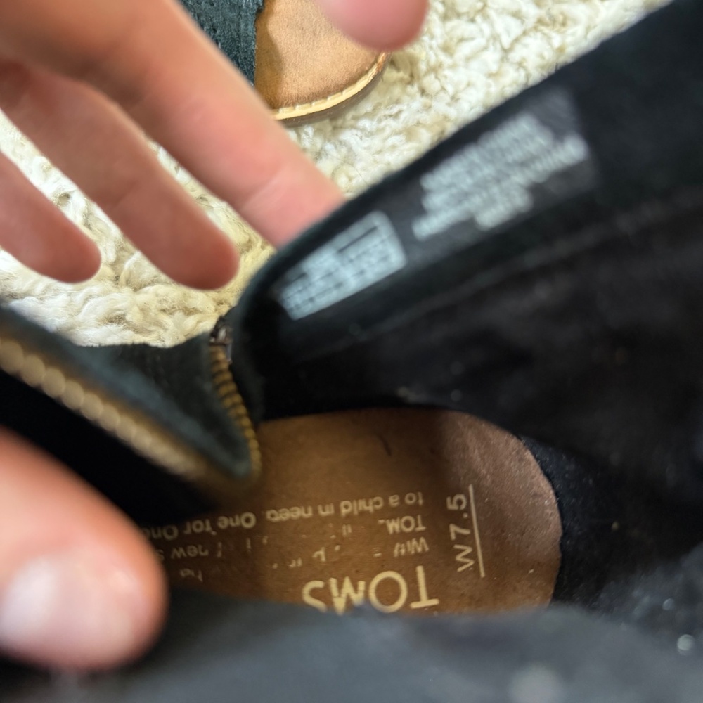 Stylish Toms super cute ankle, spring fashion Black and Tan Peep-Toe Heeled Boot - Picture 5 of 6